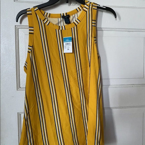 Plus Size Rue 21 Tank Bundle - Picture 7 of 8